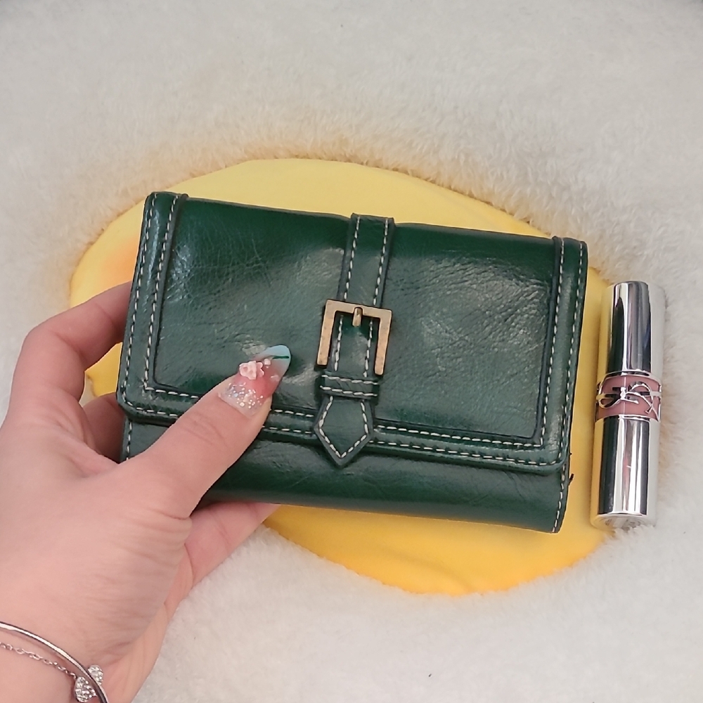 Elegant Green Leather Wallet
